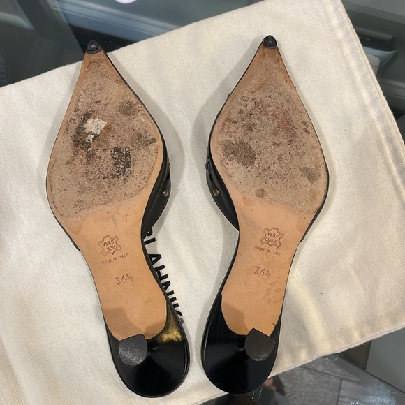 Manolo Blahnik studded mules kitten heel - Picture 4 of 9